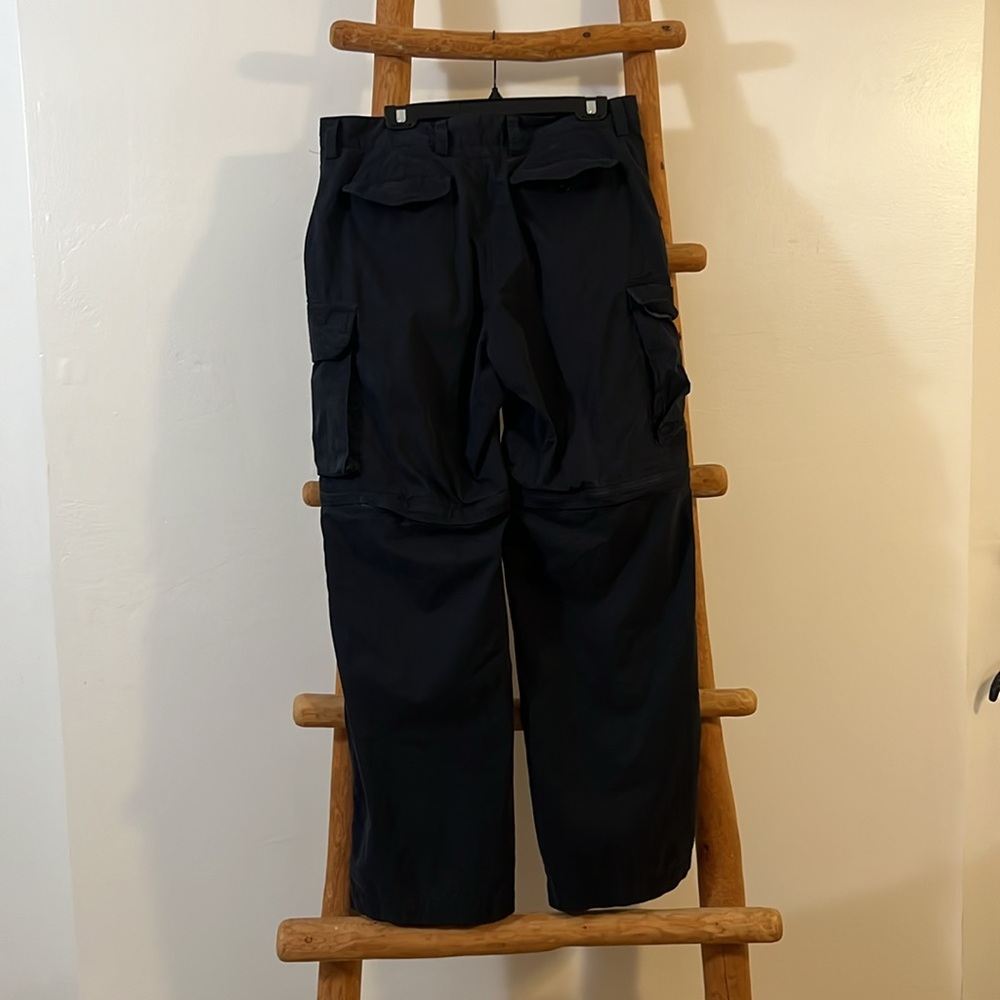 Nautica Men's Dark Cargo Pants - Picture 5 of 9